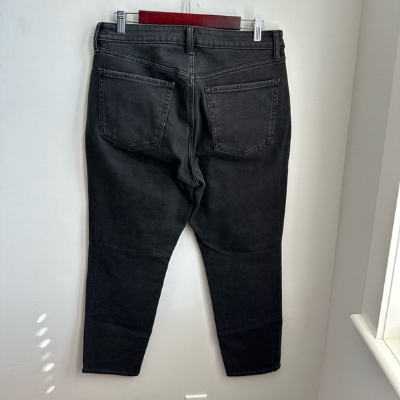 Old Navy OG Straight High-Rise Ankle Jean - Washed Black - Picture 3 of 7